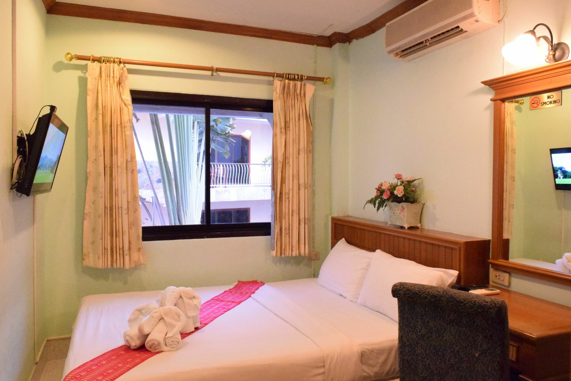 Sea Dream Patong Apartment Luaran gambar